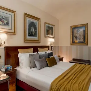 *** Hotell Des Artistes Italien